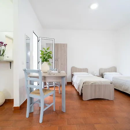 Villaggio Emmesse Ferienhaus Mandaradoni