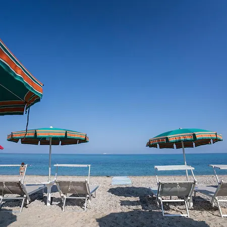 Villaggio Emmesse Holiday home